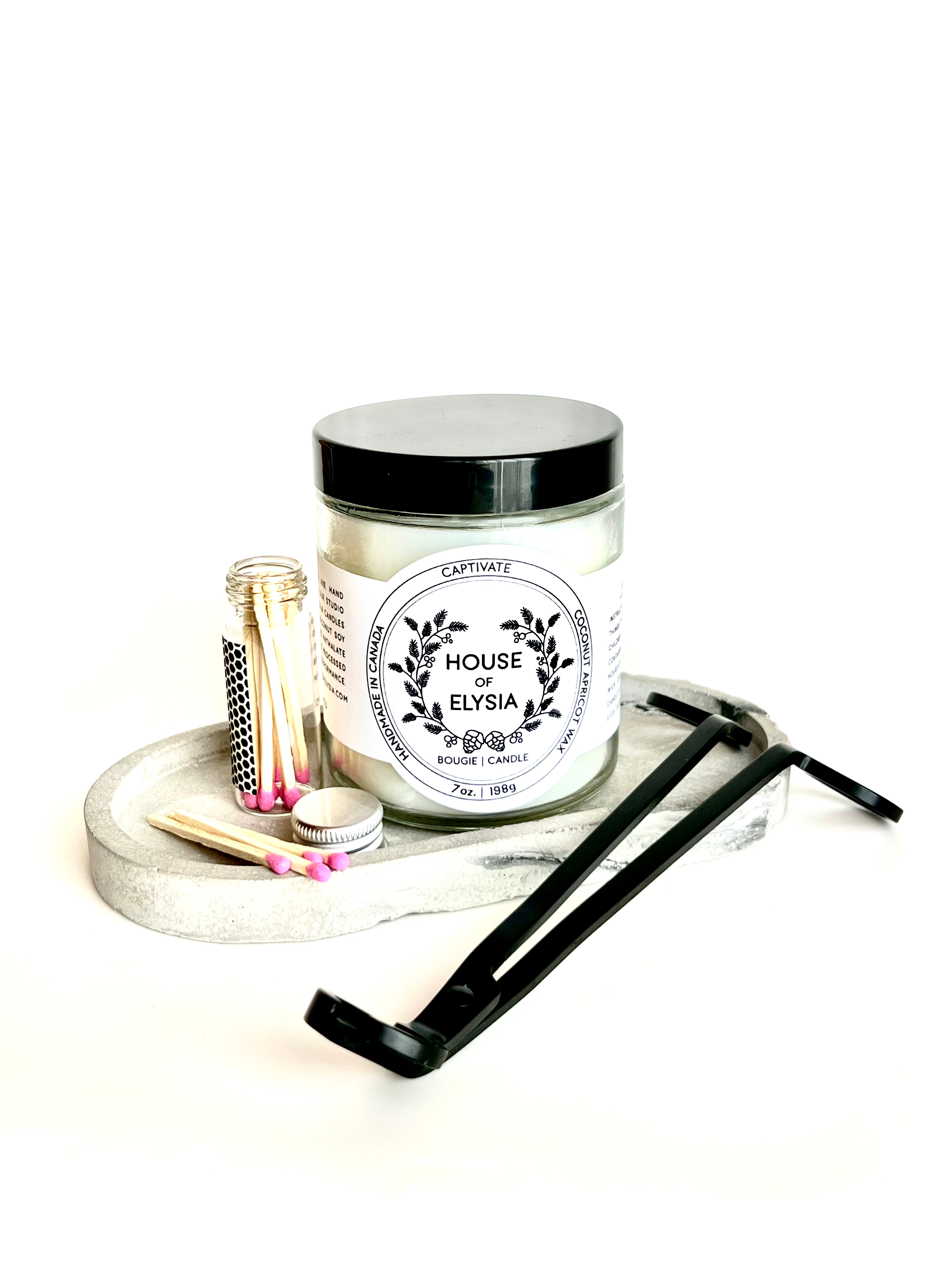 Signature Candle - Captivate image 0